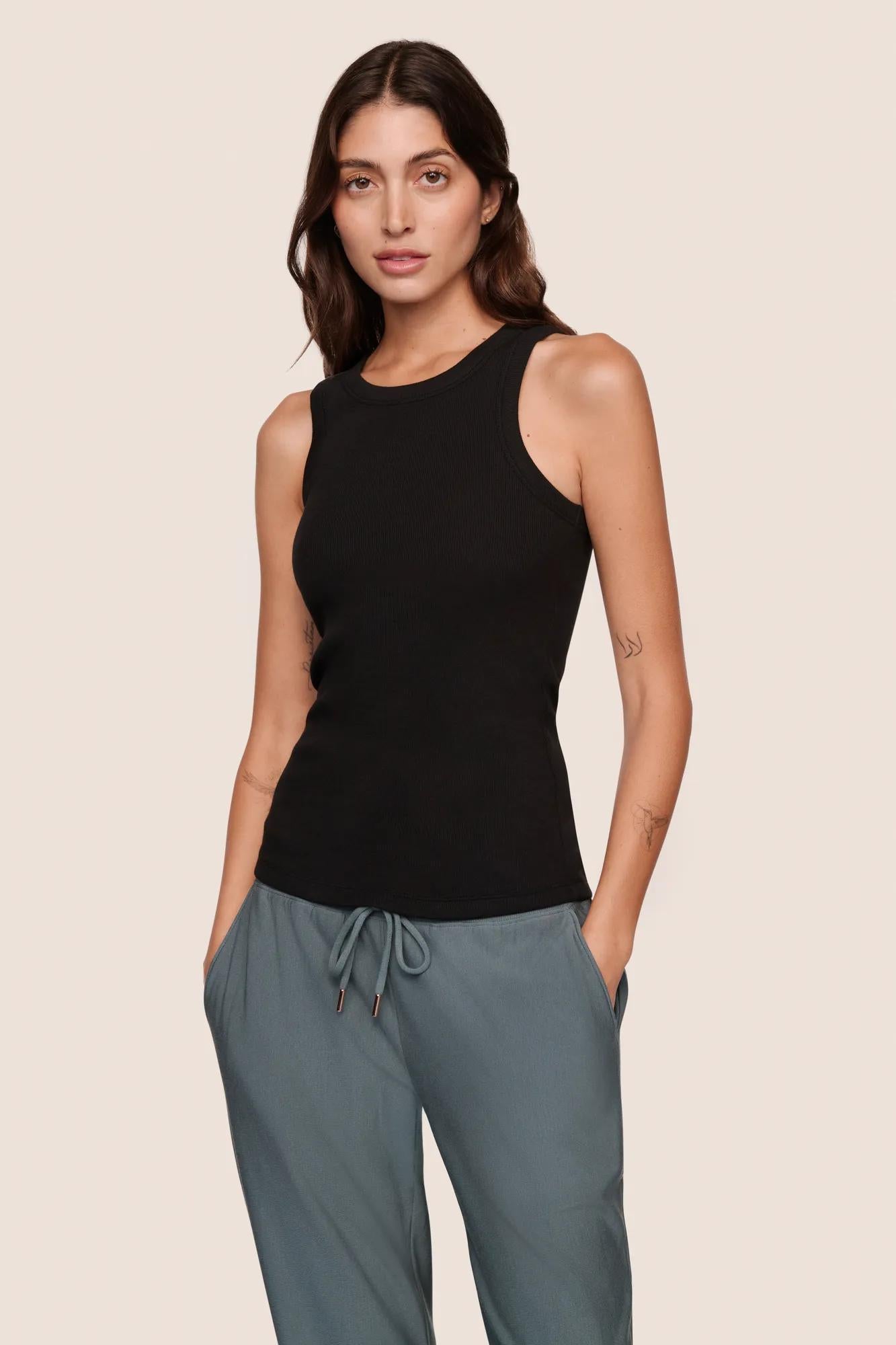 Essential Rib Tank
